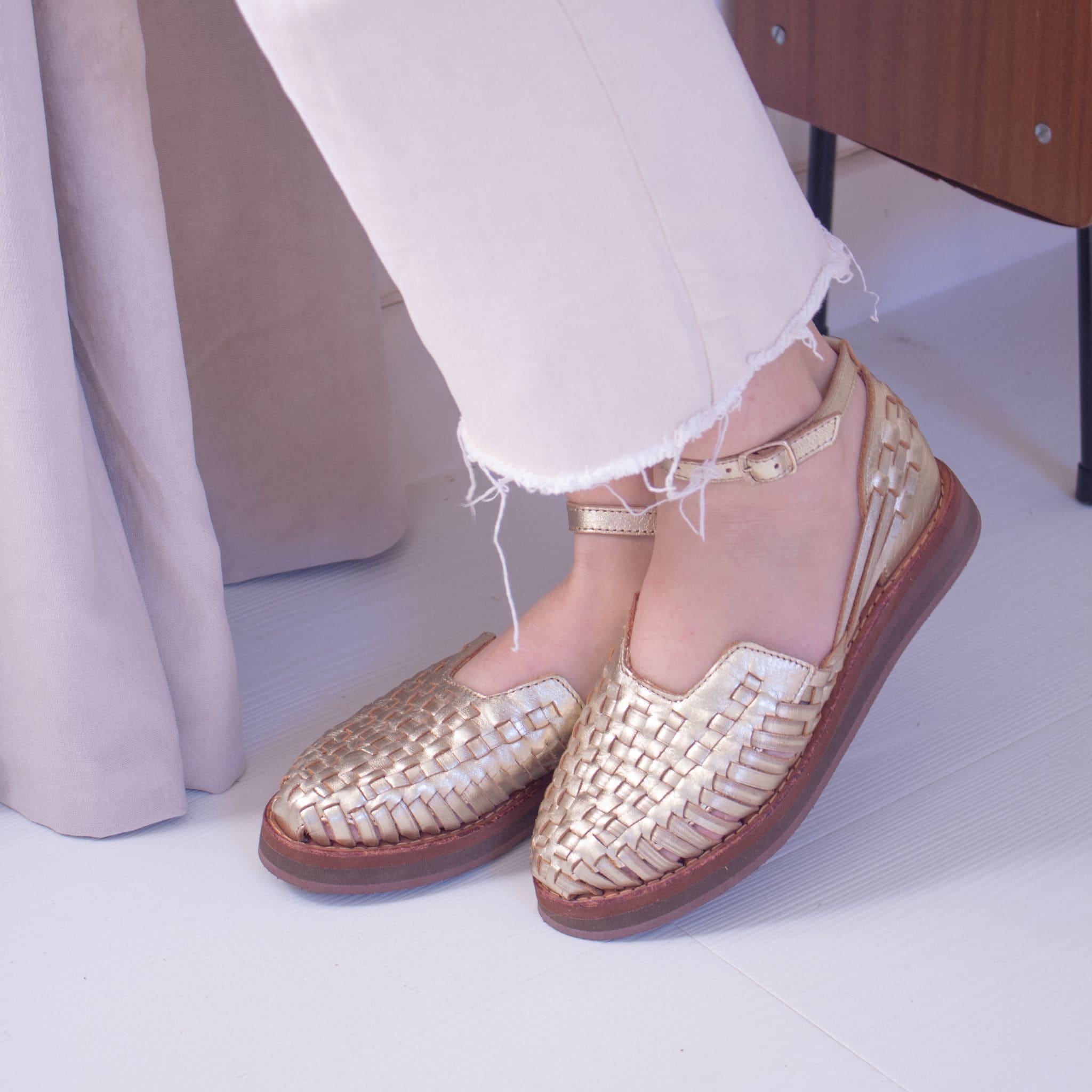 Carmen Champagne - Huarache Mapache