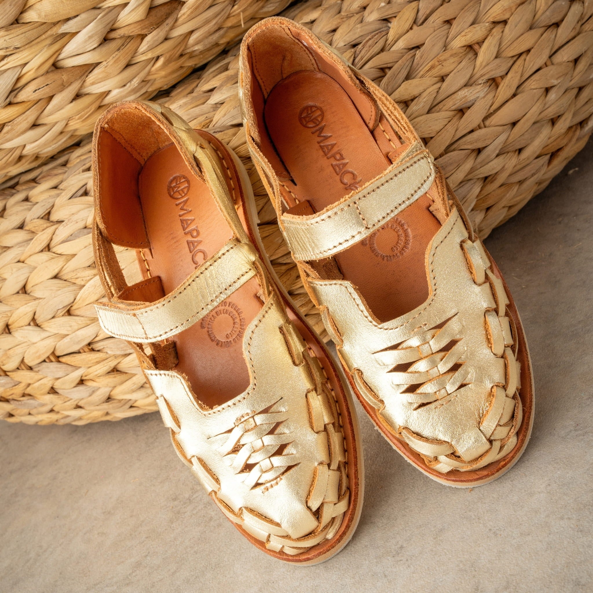 GABRIELLA CHAMPAGNE - HUARACHE ENFANT MAPACHE