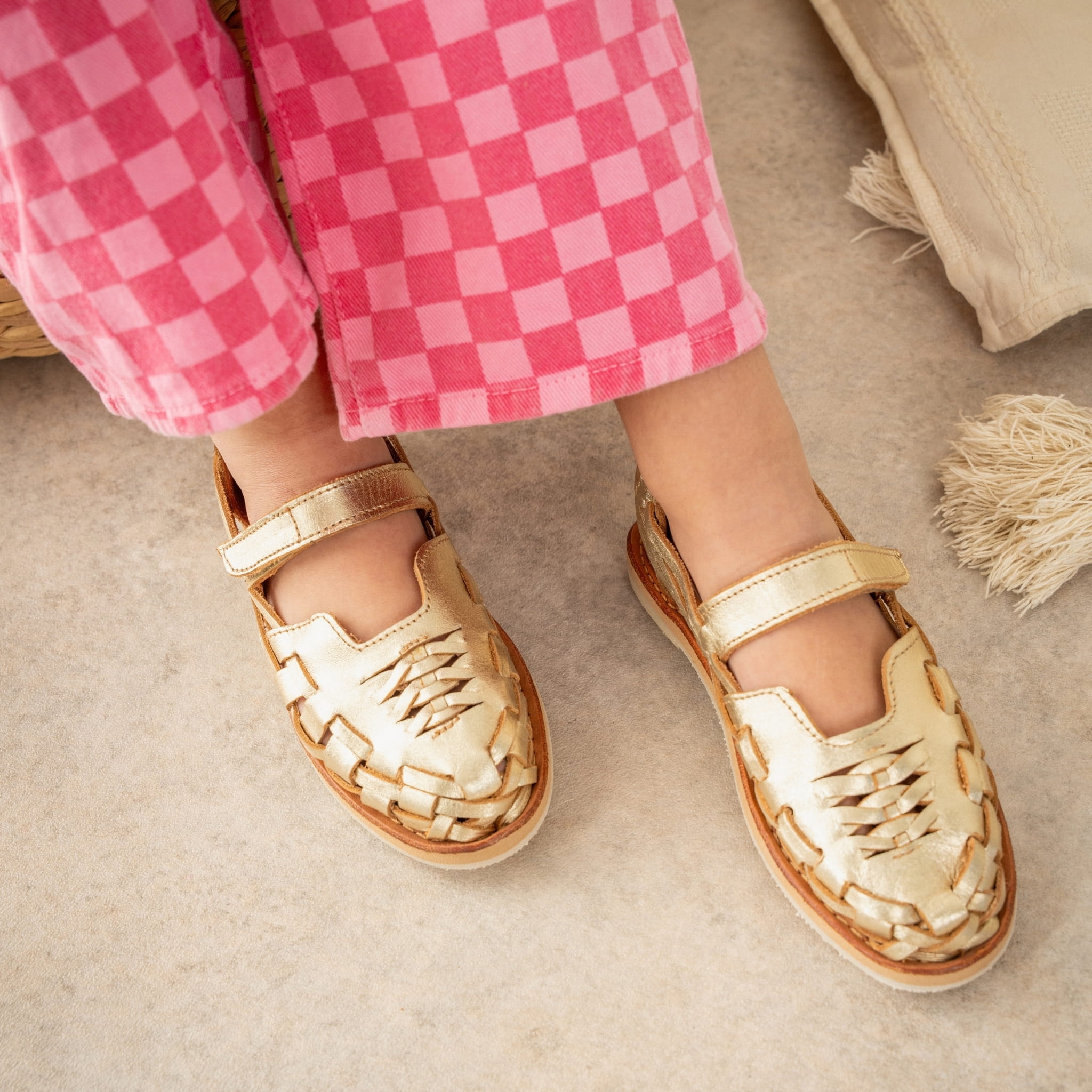 GABRIELLA CHAMPAGNE - HUARACHE ENFANT MAPACHE