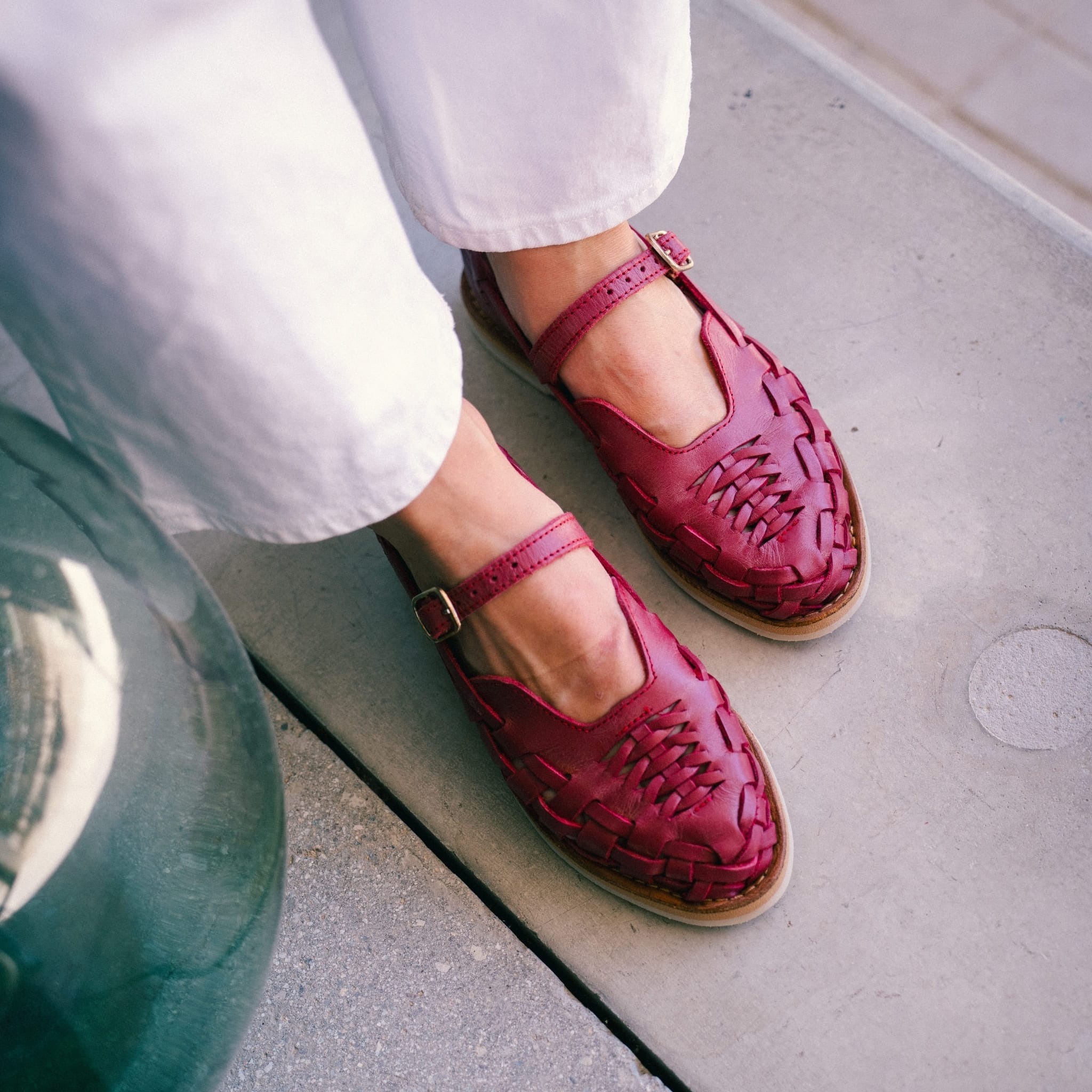 Gaby Rouge - Huarache Mapache