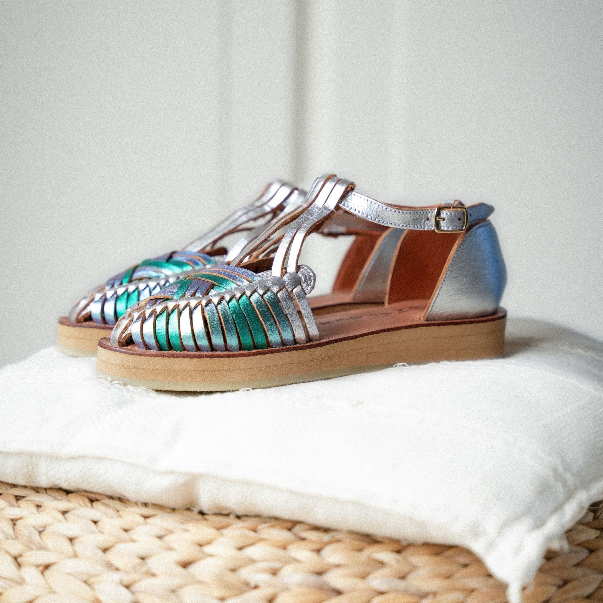 ISIDORA ARGENT BLUE MERMAID - HUARACHE FEMME MAPACHE