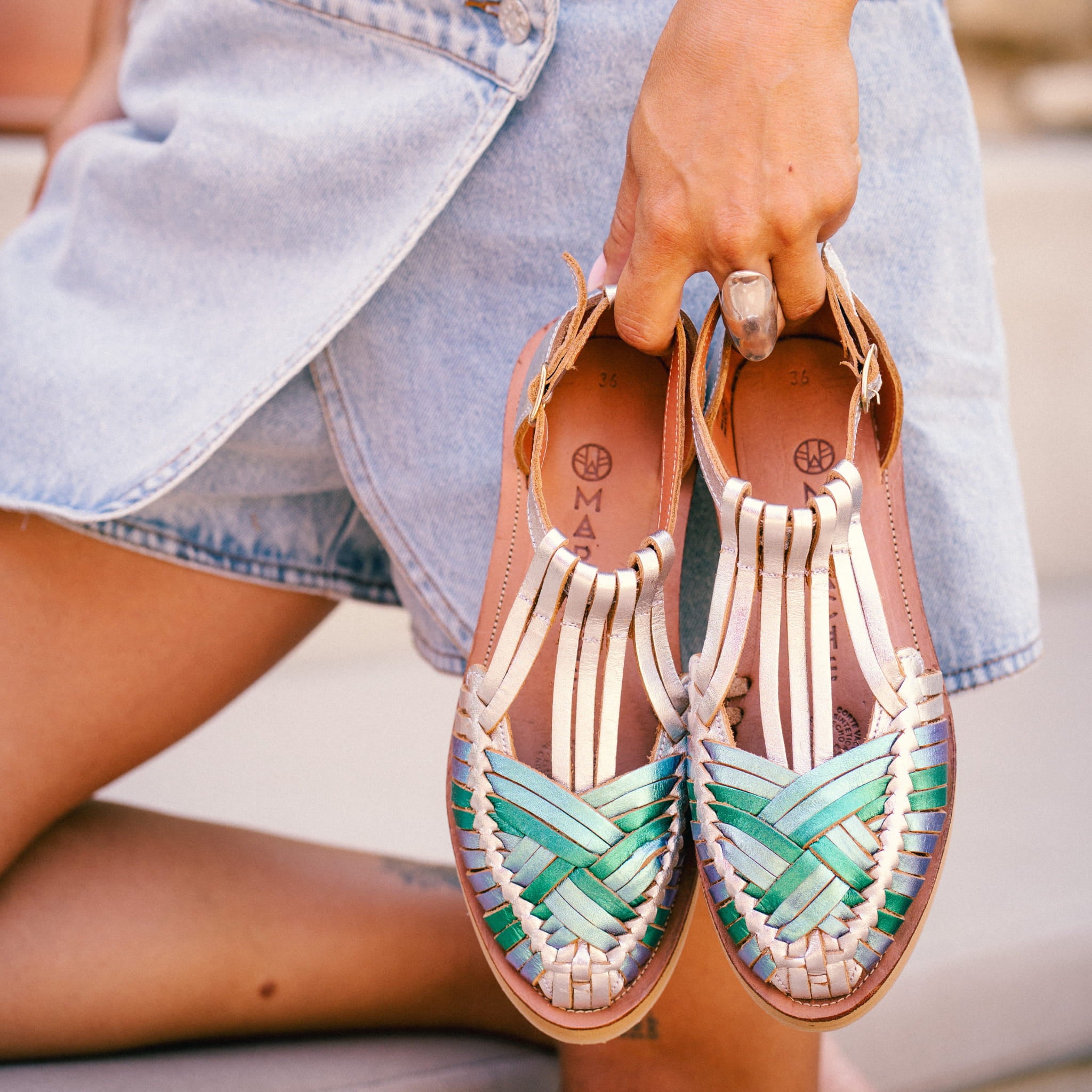 ISIDORA ARGENT BLUE MERMAID - HUARACHE FEMME MAPACHE