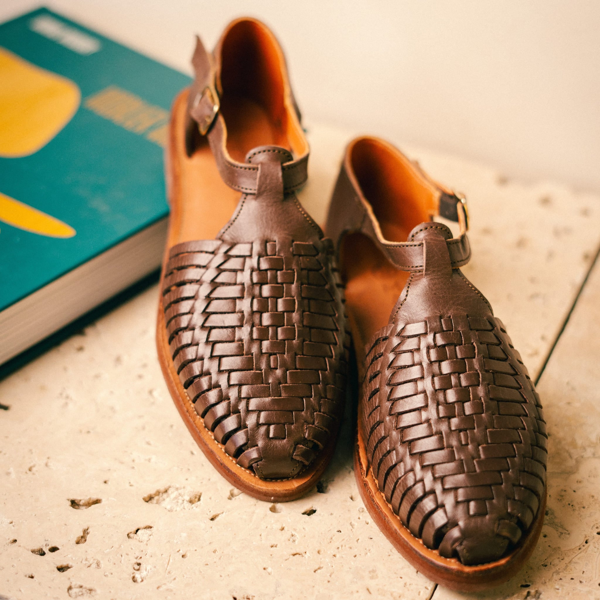 Peonia Chocolat - Huarache Mapache