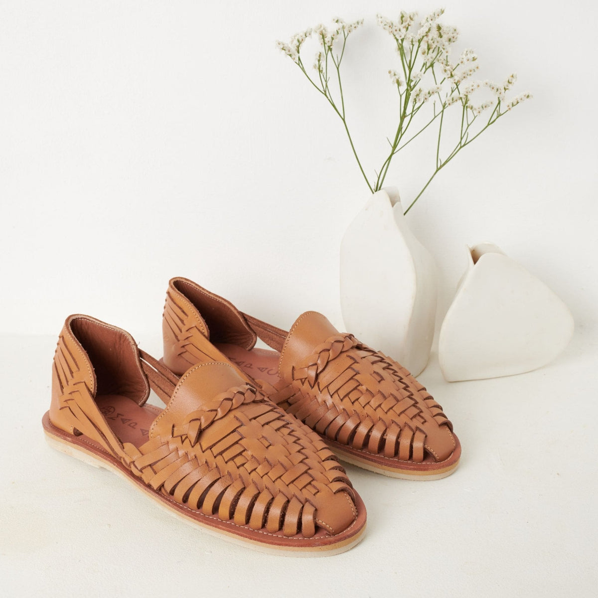 Sandale huarache en cuir tressé naturel – Alegre Camel Mapache