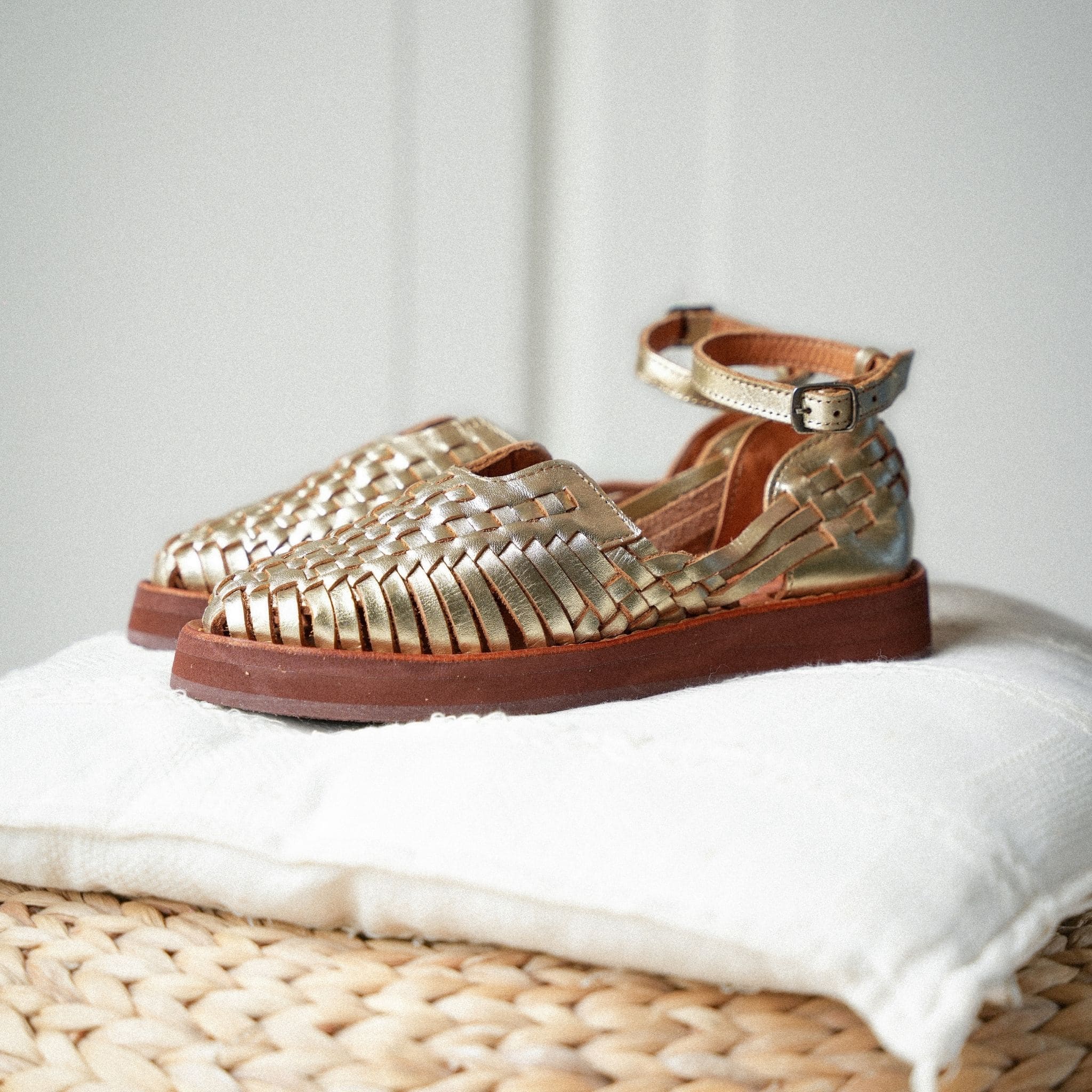 Carmen Champagne - Huarache Mapache