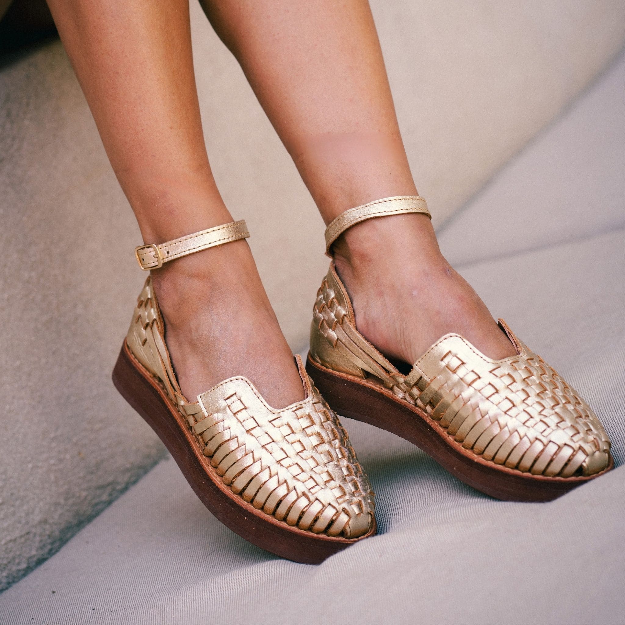 Carmen Champagne - Huarache Mapache