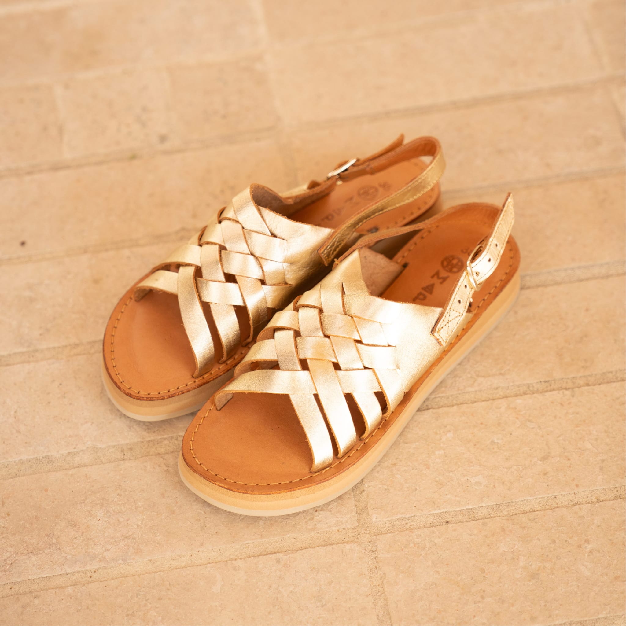 LOLA CHAMPAGNE - SANDALE FEMME MAPACHE