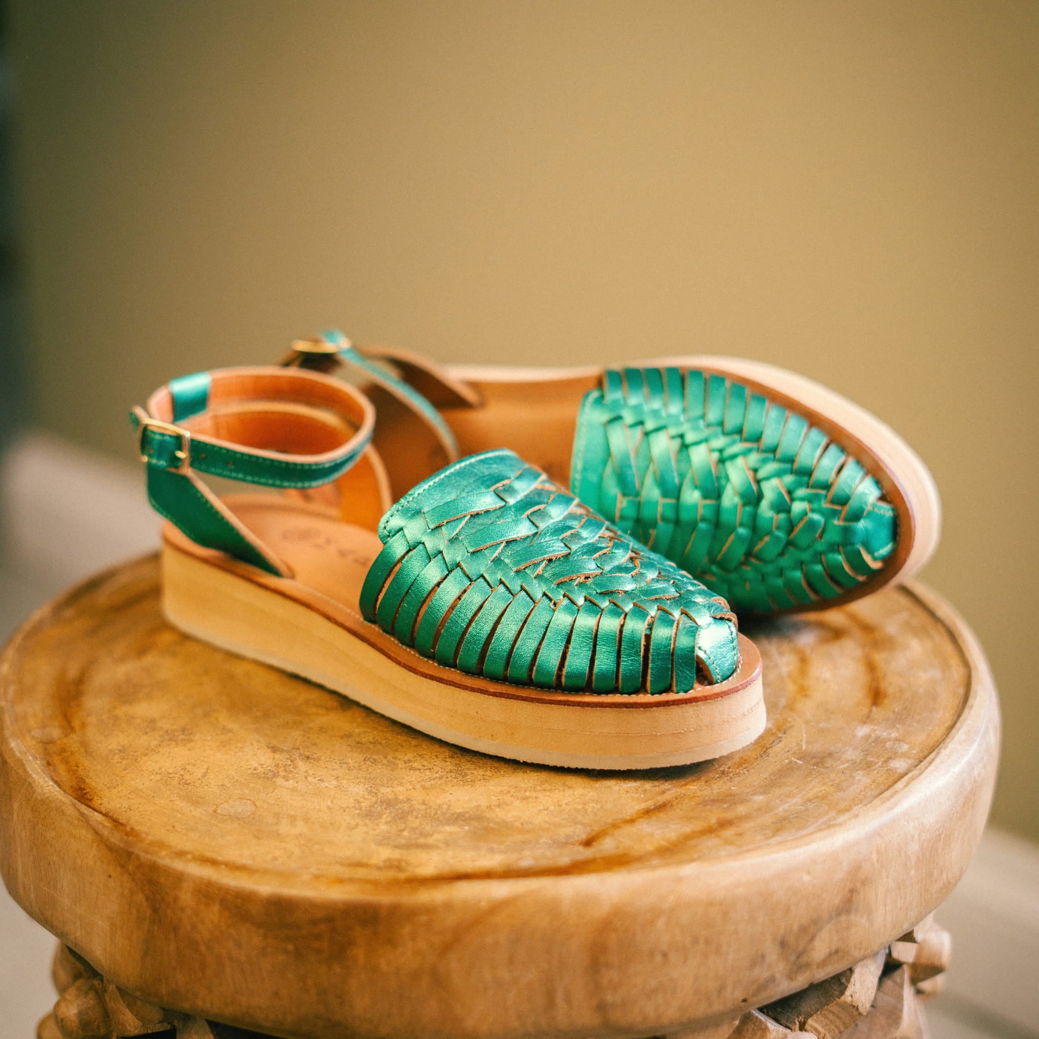 LOMA VERT ÉMERAUDE - SANDALE FEMME MAPACHE