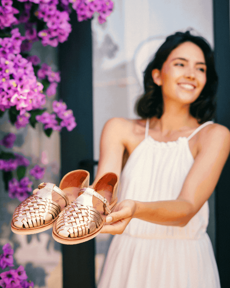 La Linda champagne, huarache en cuir bovin et crêpe beige
