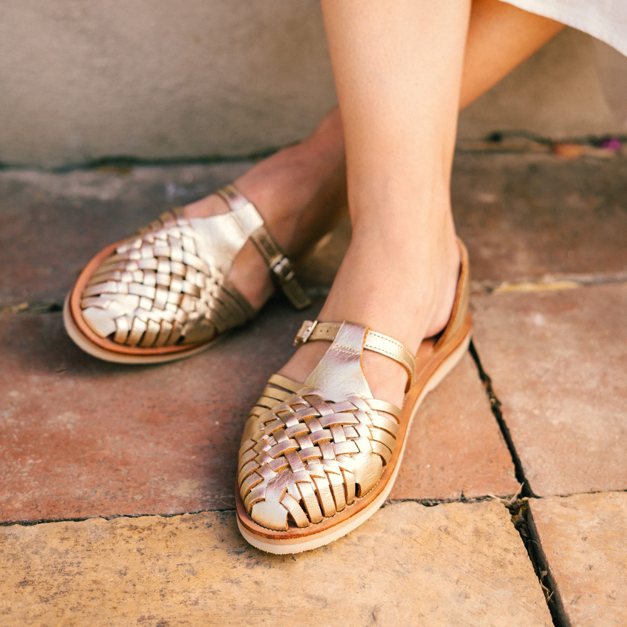 Linda Champagne - Huarache Mapache 