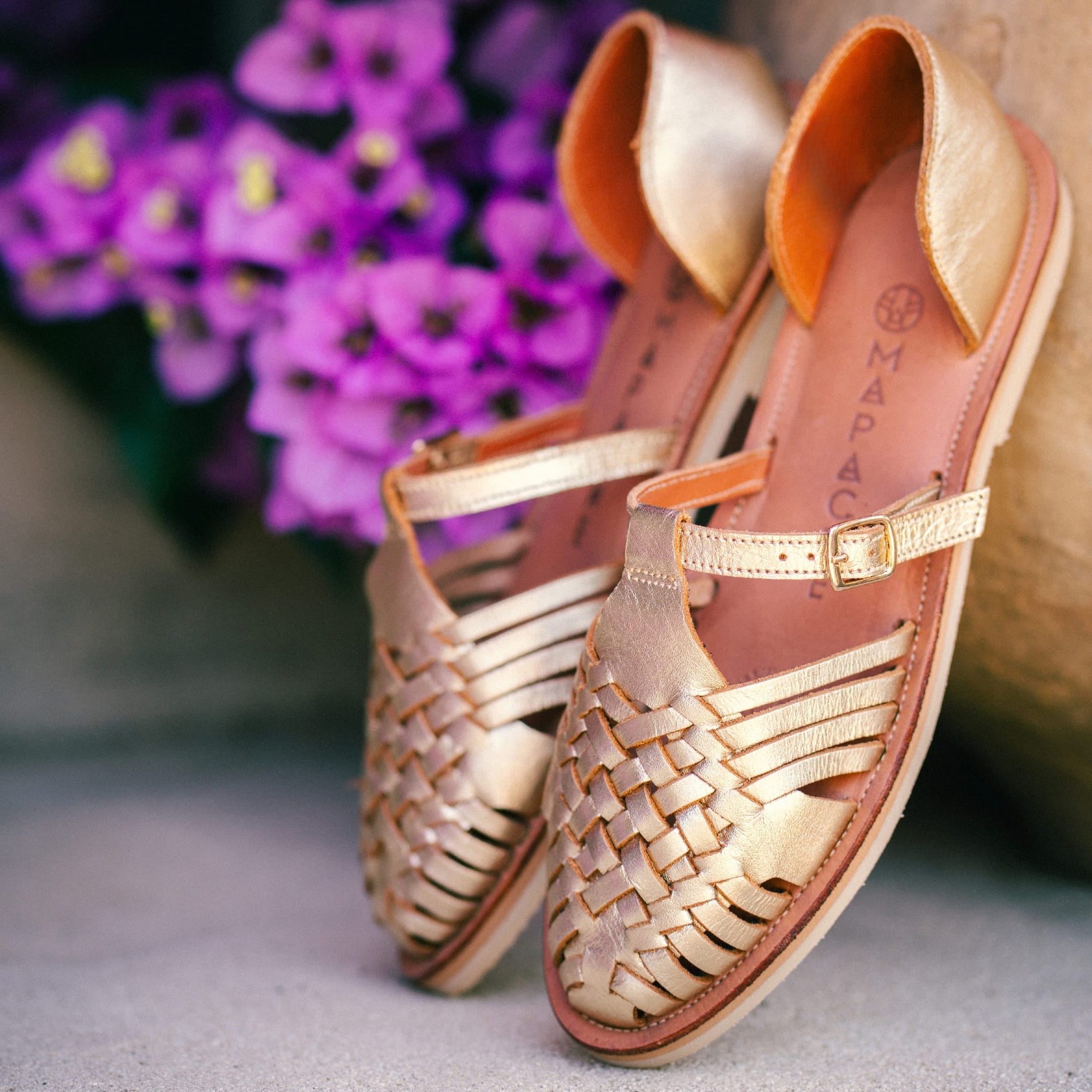 週末価格　美品　SoorPloom Huarache, Sandal 33 Woven leather huarache sandal – Ibarra Coco Champagne | Mapache