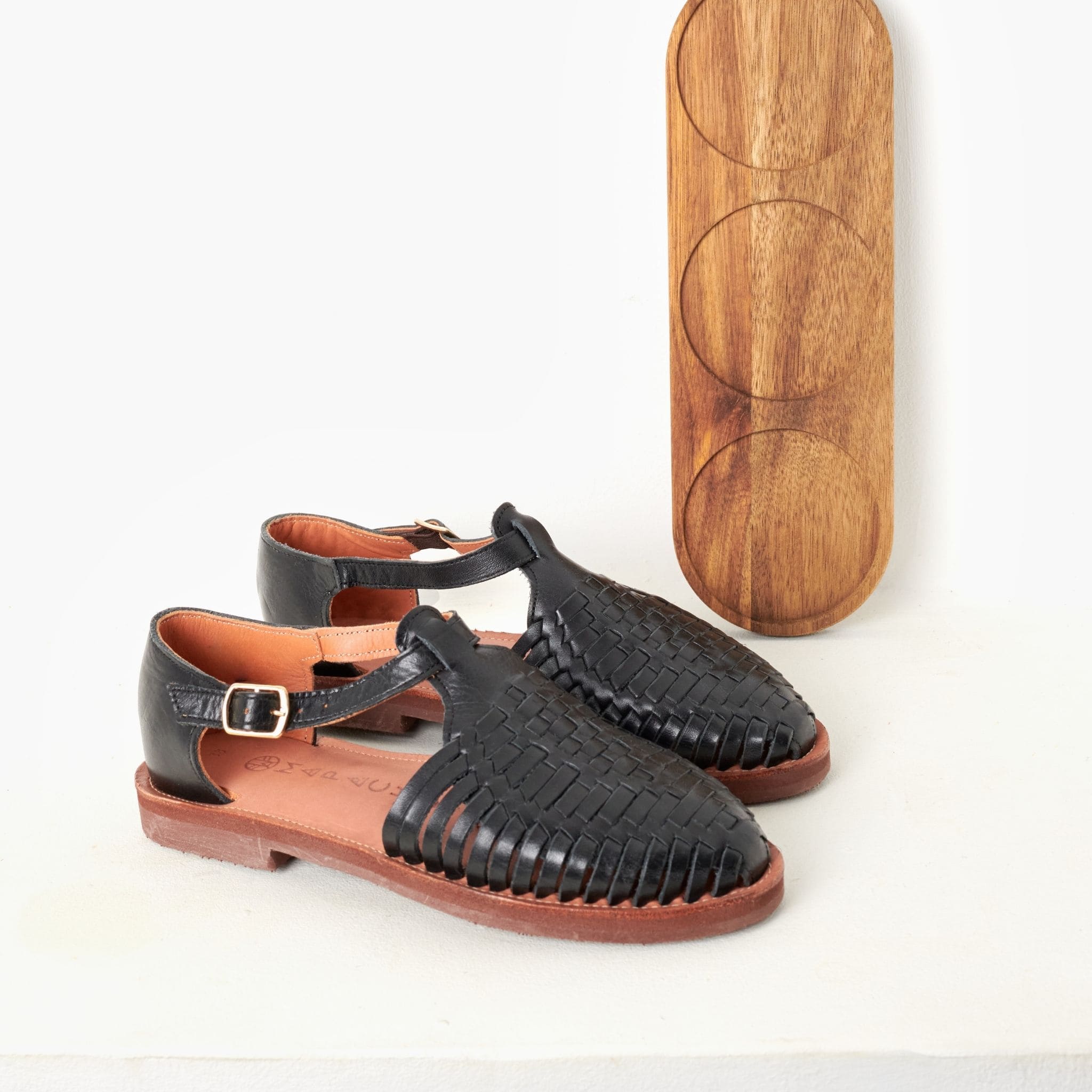 Peonia Noir - Huarache Mapache