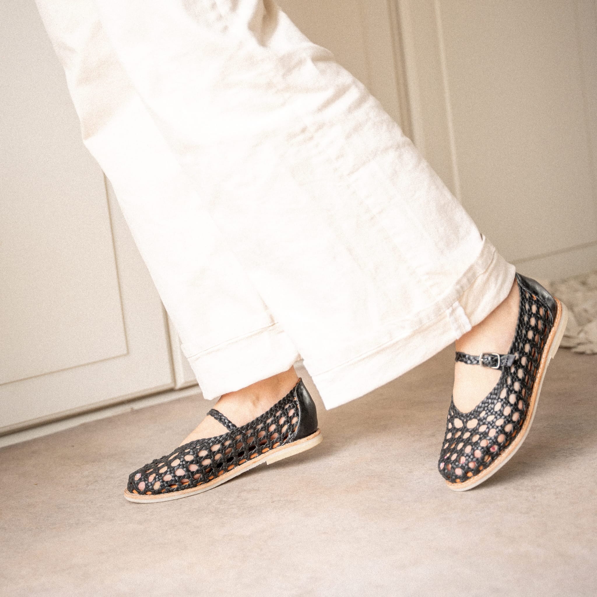 PIA NOIR - HUARACHE FEMME MAPACHE
