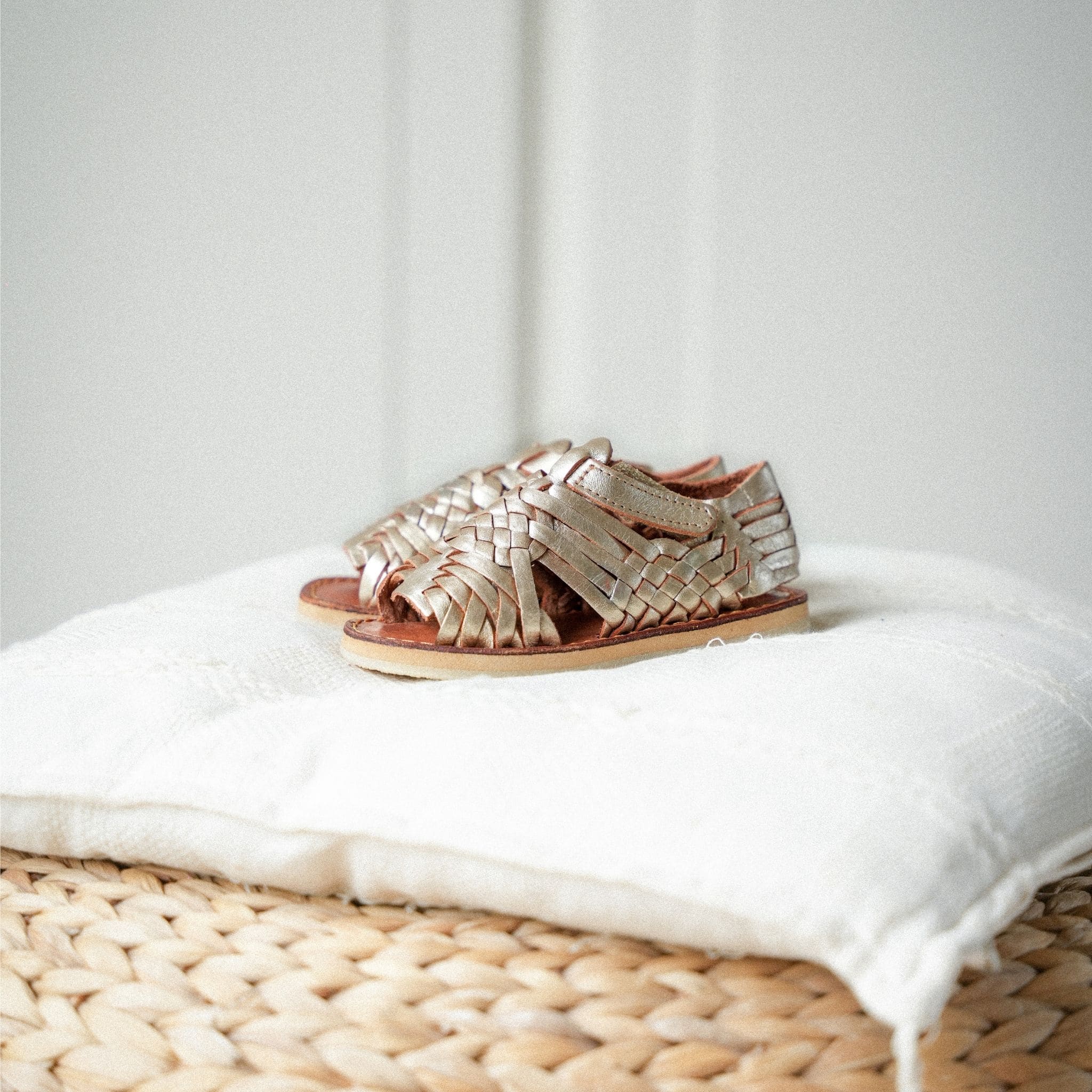 SANDALITA CHAMPAGNE - SANDALE ENFANT MAPACHE 